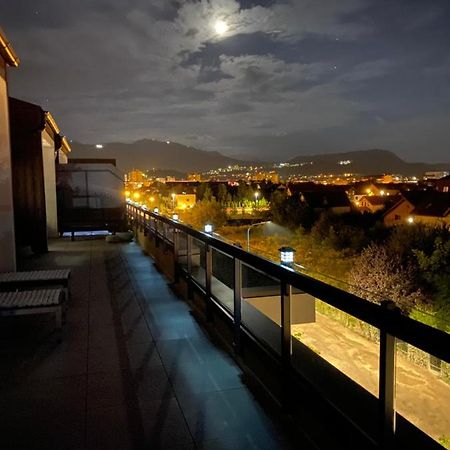 Апарт отель Art'Penthouse Брашов Экстерьер фото