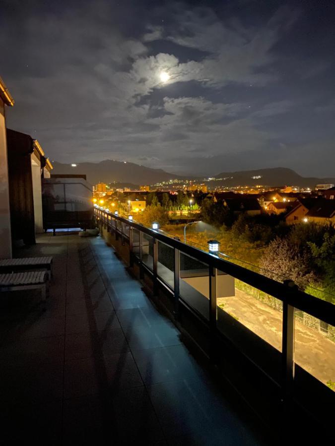 Апарт отель Art'Penthouse Брашов Экстерьер фото